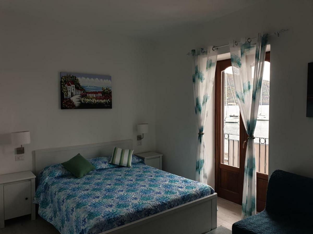 Deluxe Lipari Room ภายนอก รูปภาพ